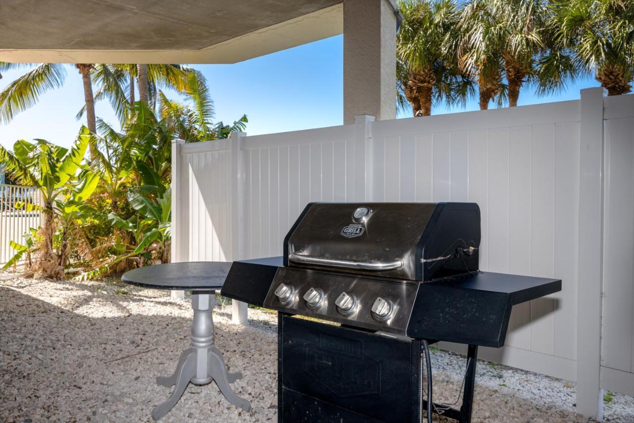 Elegant Waterfront Place For Two/Boca Ciega Resort Saint Petersburg Eksteriør billede